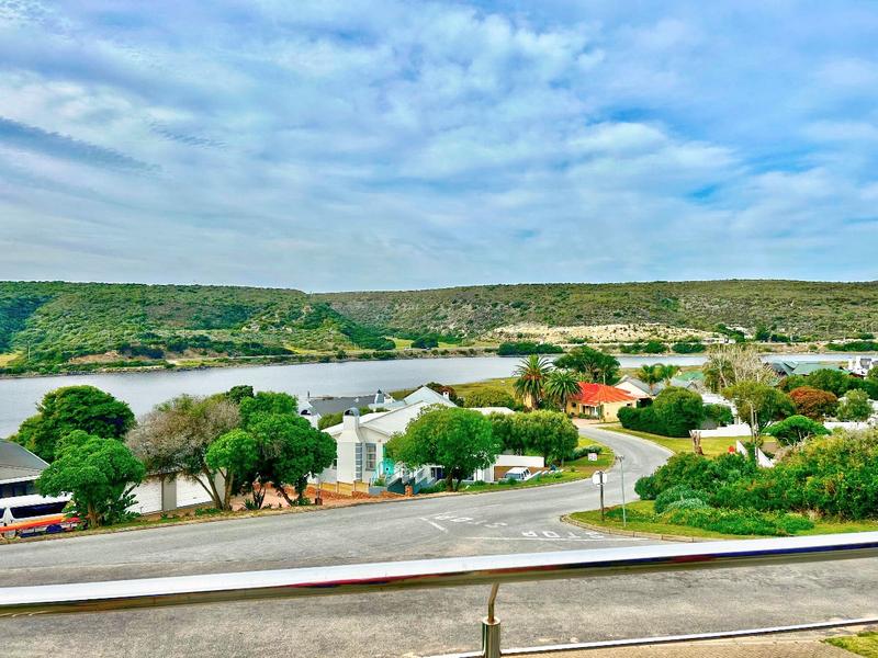4 Bedroom Property for Sale in Stilbaai Wes Western Cape